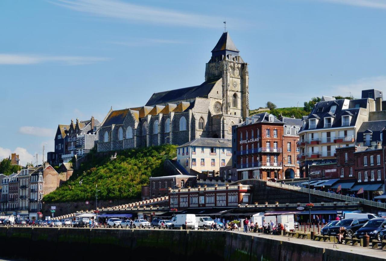 Notre Nid - Grande Terrasse Privee En Bord De Mer, Au Coeur Du Quartier Historique Du Treport ! Wifi Le Treport Luaran gambar